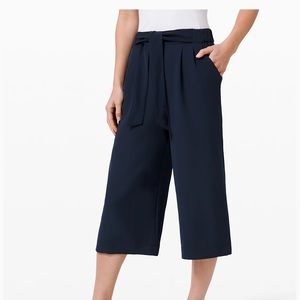 Lululemon Noir Crop True Navy